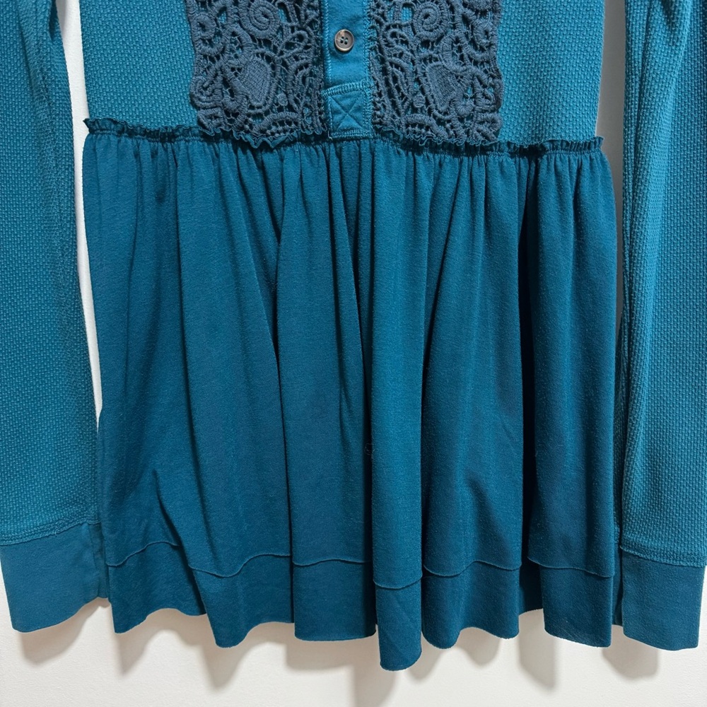 Free People Y2K Thermal Waffle Knit Lace Babydoll Top - Picture 4 of 11